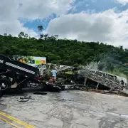 Tragedia en Brasil: triple choque e incendio dej� al menos 30 personas muertas