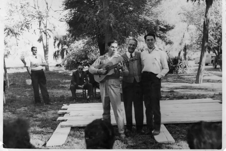 Los Mc Cluskey en la finca La Pomona, de General Alvear