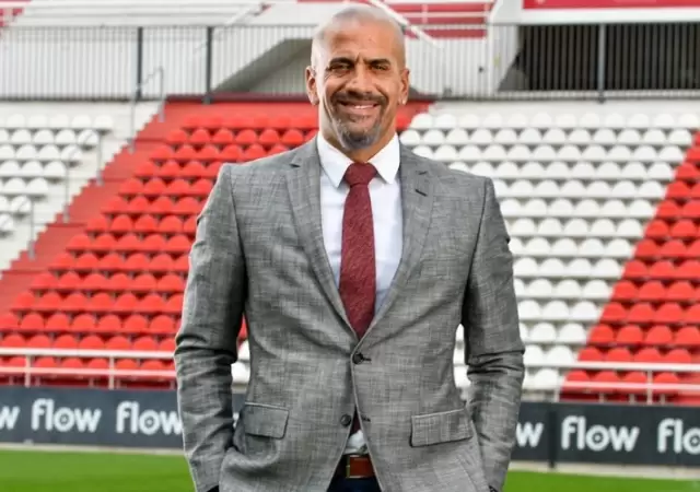 Juan Sebasti�n Ver�n, titular del Pincha