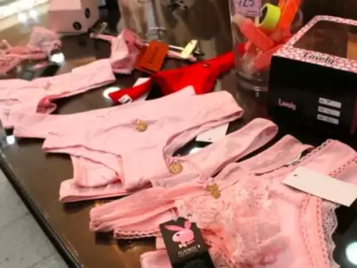 Bombacha rosa.