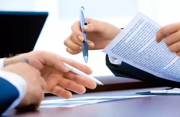 Para postularse, los especialistas recomiendan dejar a un lado las descripciones largas, y elaborar el CV utilizando datos, cifras y porcentajes.
