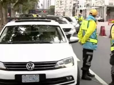 Diplom�ticos rusos demorados en Recoleta.