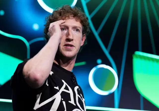 Mark Zuckerberg, 40 a�os. El tercer hombre m�s rico del planeta.