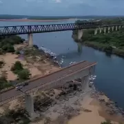 Los muertos por la ca�da del puente ascendieron a 10
