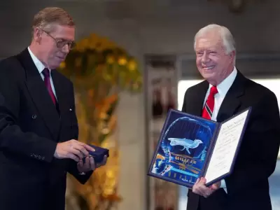 Jimmy Carter recibi� el Nobel en 2002