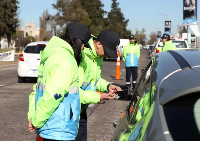 Esto es lo que necesit�s para conducir un auto ajeno durante las vacaciones