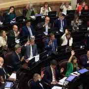 UxP propone que el tope a los salarios estatales lo fije el sueldo del Presidente