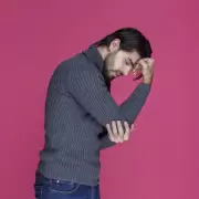 ¿Qué es la "crisis de testosterona", el fenómeno que cuestiona la masculinidad?