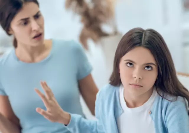 La relaci�n entre padres e hijos deber�a estar lejos de lo que se considera una amistad. De otro modo, los adolescentes podr�an correr riesgos.