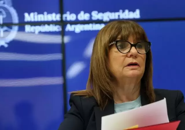 La ministra de Seguridad rechaza el argumento de que el gendarme es un servicio infiltrado.