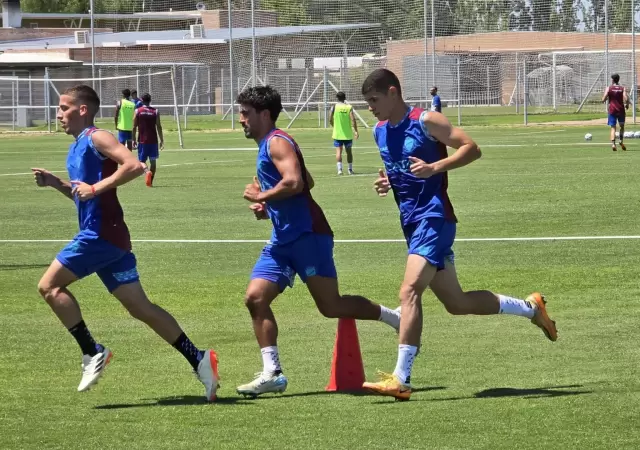 El Tomba visita a V�lez