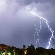 Varias provincias en alerta amarilla por tormentas con capacidad de generar da�os