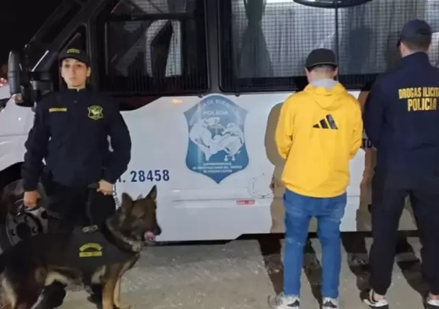 Un individuo fue detenido por querer introducir drogas en una fiesta/