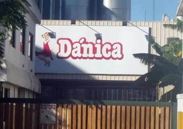 D�nica