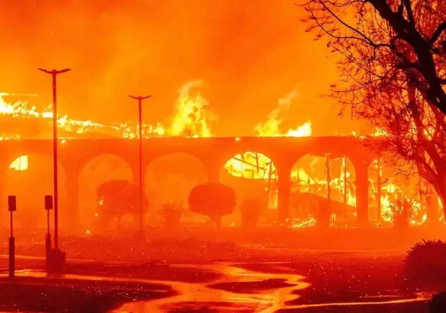 Las llamas en la localidad de Eaton Fire, dentro del frente de fuego de Los �ngeles, se sald� con varias muertes.