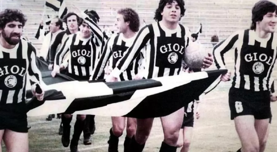 EL B�falo junto a Montivero, Daniel Sosa, Carlos Rodr�guez y Quintana