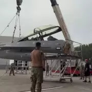 Petri: "Primer F-16 en Tandil: avanza su ensamblaje en la VI Brigada A�rea"