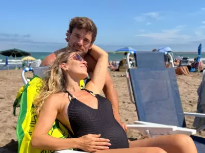Jimena Bar�n junto a Mat�as Palleiro.
