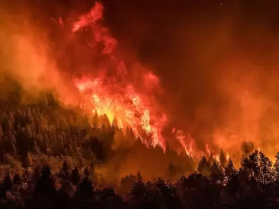 La batalla en Nahuel Huapi: entre el alivio de la lluvia y el peligro del viento