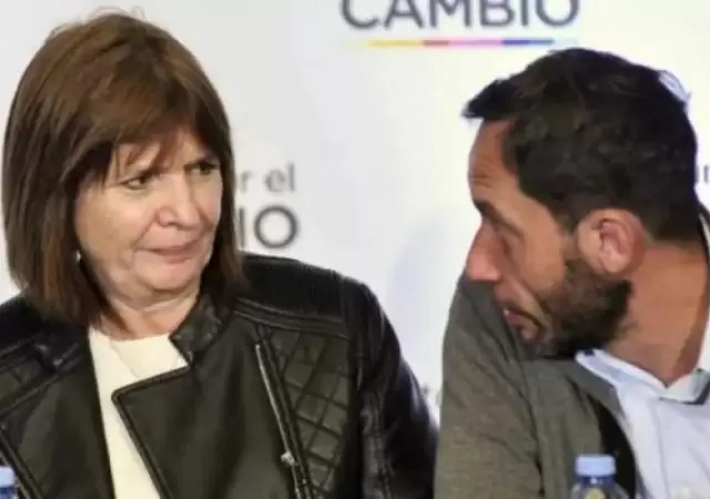 El diputado nacional le fue con los botines bien de punta a la ministra de Seguridad de la Naci�n.