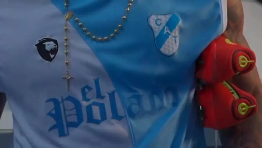 La marca del m�sico en la camiseta del Gasolero.