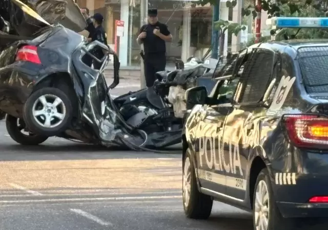 Por la violencia del impacto no se pudo determinar a qu� velocidad se desplazaba el auto siniestrado.