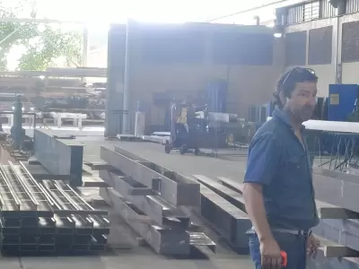Industria.