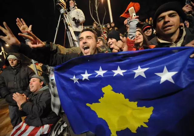 El terrible conflicto b�lico de los a�os 90' sigue repercutiendo en las relaciones entre serbios y kosovares.