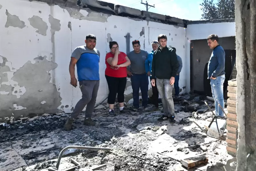 Unas 50 viviendas fueron arrasadas por el fuego