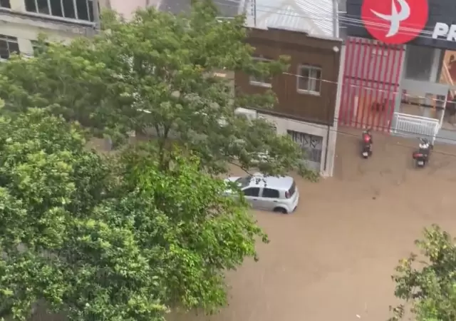 Situaci�n cr�tica debido a las lluvias torrenciales que azotan la regi�n.