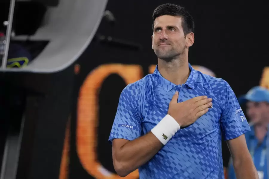 Djokovic gan� y se divirti�