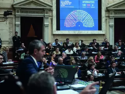 Las sesiones extraordinarias, pr�ximas a iniciar, estar�n rodeadas de un fuerte debate legislativo de las fuerzas dialoguistas con el oficialismo.