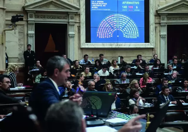 Las sesiones extraordinarias, pr�ximas a iniciar, estar�n rodeadas de un fuerte debate legislativo de las fuerzas dialoguistas con el oficialismo.