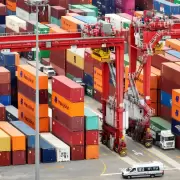 Super�vit comercial en Argentina: crecen las importaciones y preocupa el empleo