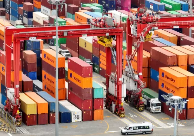 Importaciones y exportaciones