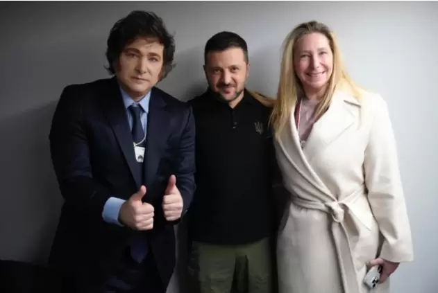 El presidente Javier Milei ayer se reuni�n con el presidente de Ucrania Volodomir Zelenski.