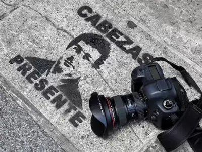 Cabezas presente