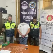 Entr� a la comisar�a con un "delivery" particular y lo detuvieron