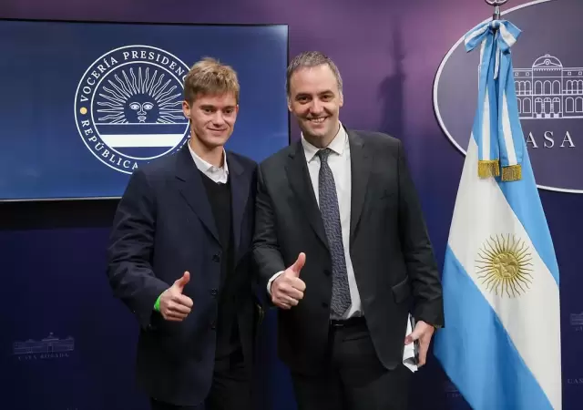 Marco Palazzo y Manuel Adorni. Foto: Instagram / marcopalazzov