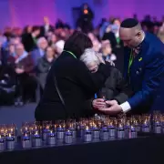 Sobrevivientes y l�deres mundiales recordaron la liberaci�n de Auschwitz