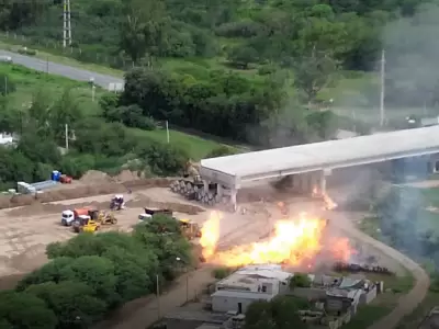 Un gasoducto explot� en la obra del Arco Sudeste en Villa Mar�a y caus� cinco heridos.