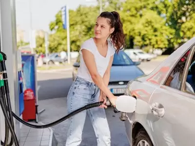 El Gobierno oficializ� el autoabastecimiento de combustibles en el Bolet�n Oficial.