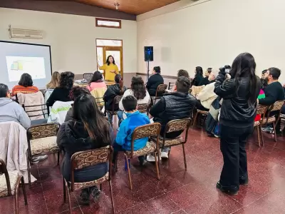 La mentor�a se realizar� en la Biblioteca San Mart�n.