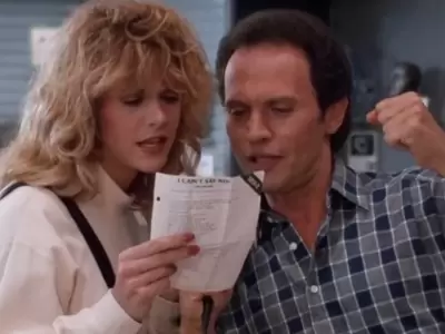 Billy Crystal y Meg Ryan reviven la ic�nica escena de 'Cuando Harry conoci� a Sally' en el Super Bowl