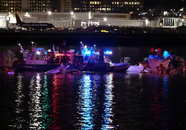 Al momento, se recuperaron 18 cuerpos del r�o Potomac.