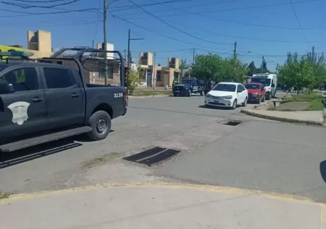 Violencia de g�nero: se atrincher� con nafta y un machete