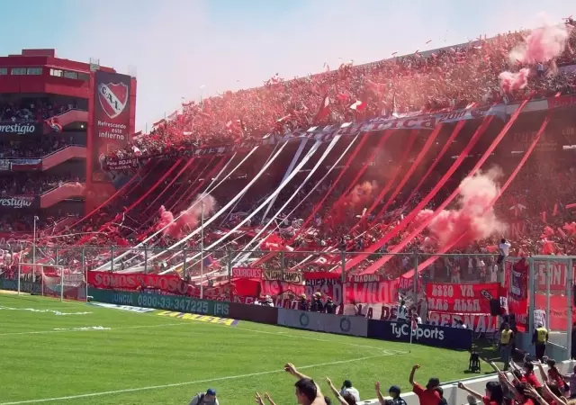 Independiente de Avellaneda quiere ser puntero.
