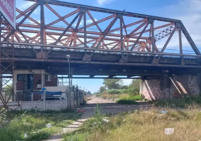 Dos adolescentes fueron encontrados sin vida debajo de un puente