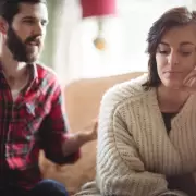 La frase clave que usan las personas inteligentes para cerrar discusiones