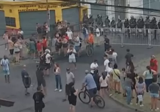 Vecinos se movilizaron por Paloma y Josu� en Florencio Varela.